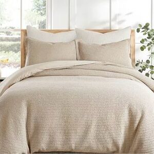 Levtex King Bedding Set - Duvet and 2 King Shams